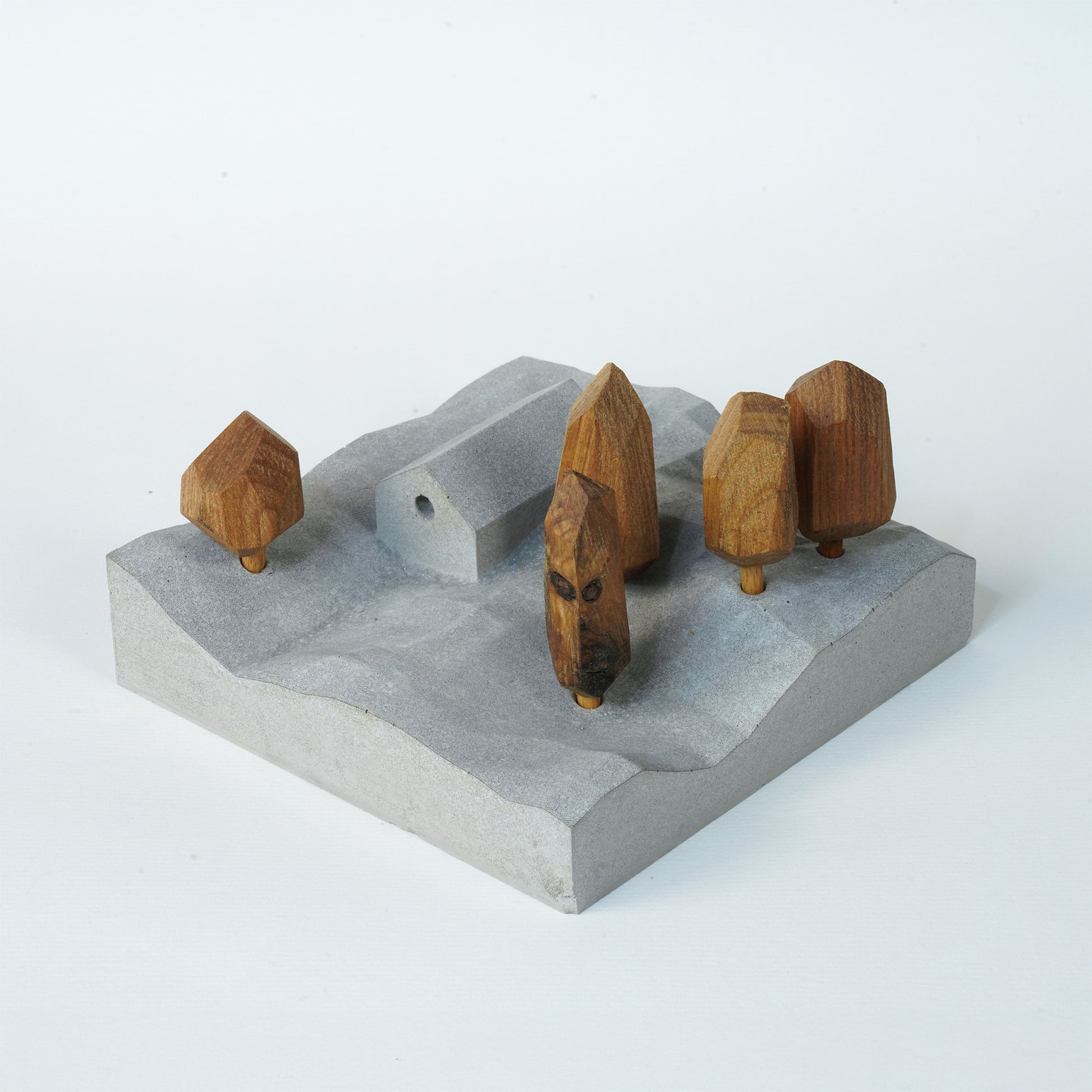 Useless Scape #14 – handmade concrete and wood miniature landscape (Luliguzi)