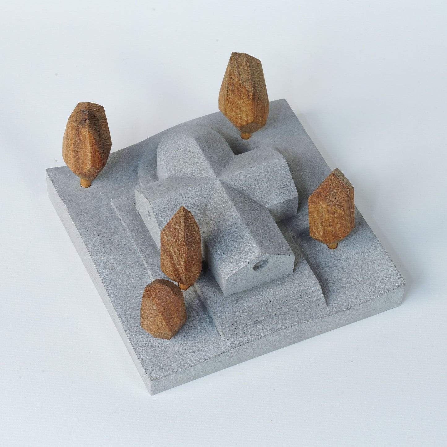 Useless Scape #4 – handmade concrete and wood miniature landscape (Luliguzi)
