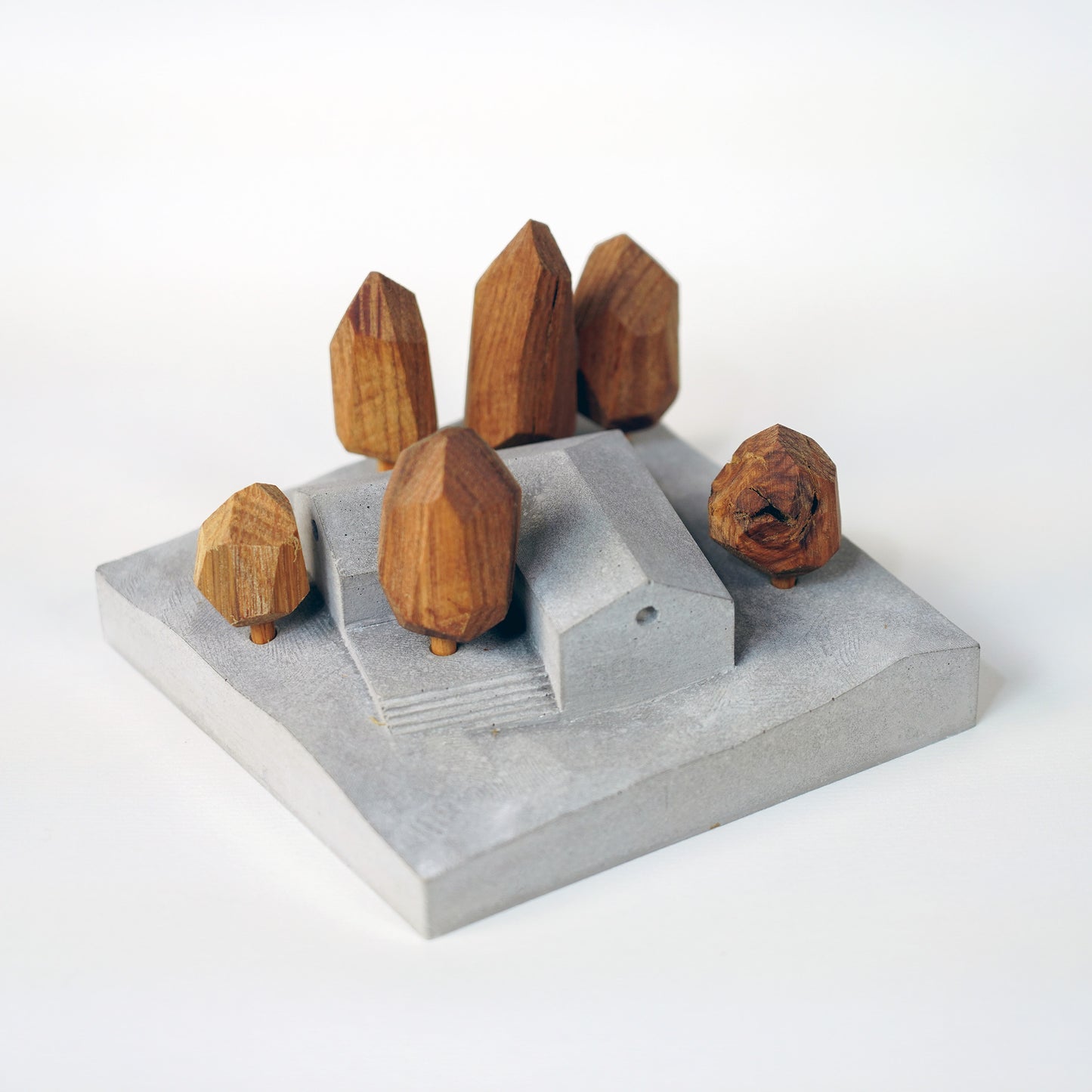 Useless Scape #8 – handmade concrete and wood miniature landscape (Luliguzi)